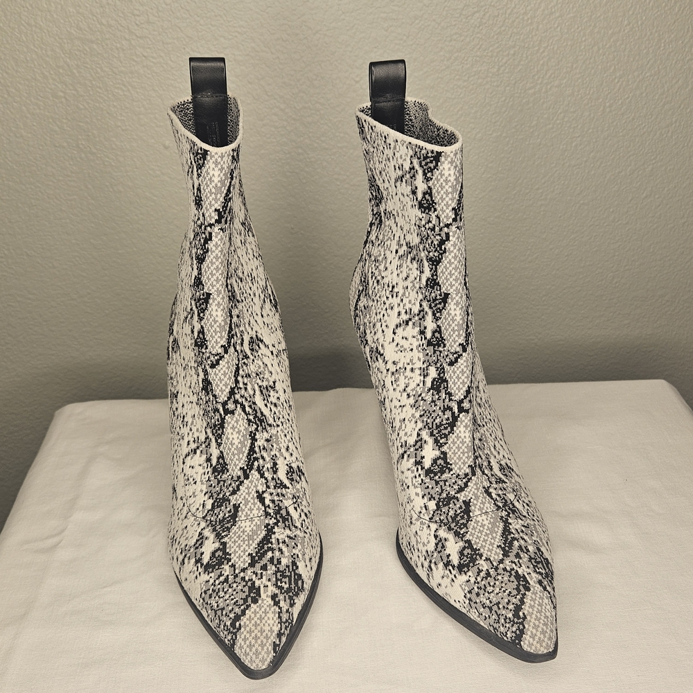 Steve Madden Snakeskin Pattern Ankle Boots